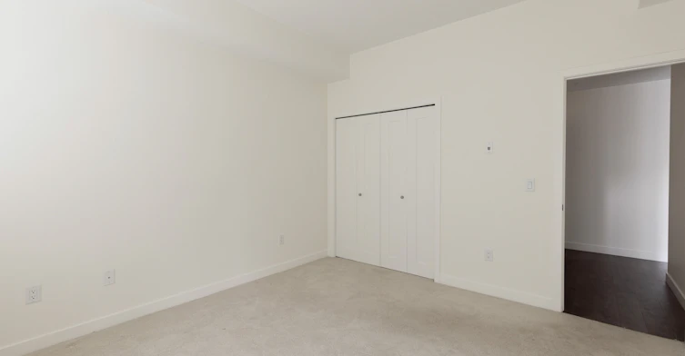 15709 139 Street, Edmonton, AB, T6V 0C6 - 4