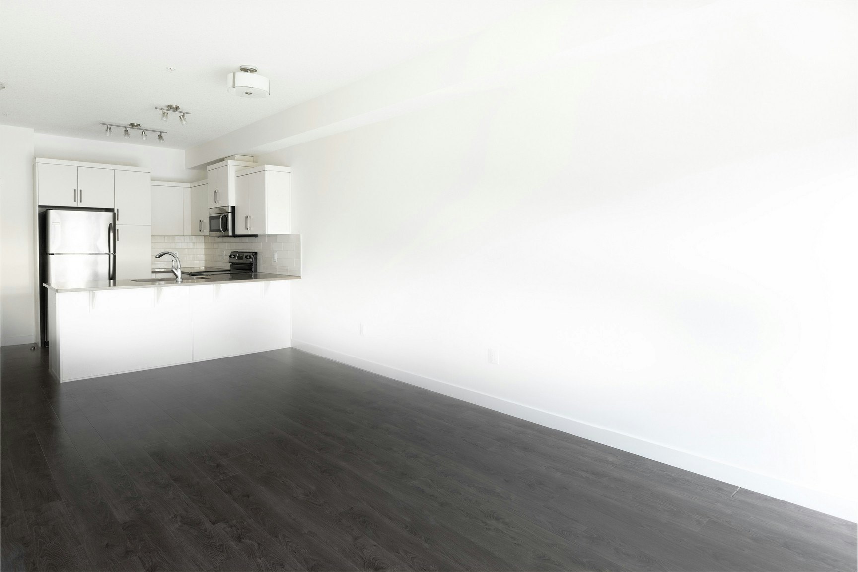 15709 139 Street, Edmonton, AB, T6V 0C6 - 3