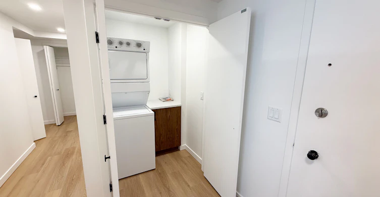 815 14 Avenue SW, Calgary, AB, T2R 0N5 - 3