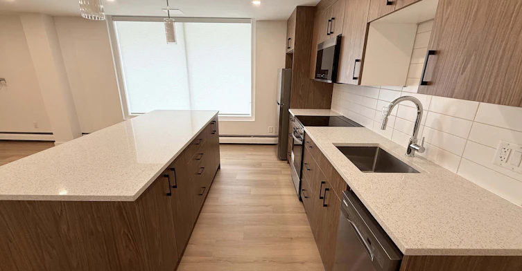 815 14 Avenue SW, Calgary, AB, T2R 0N5 - 5