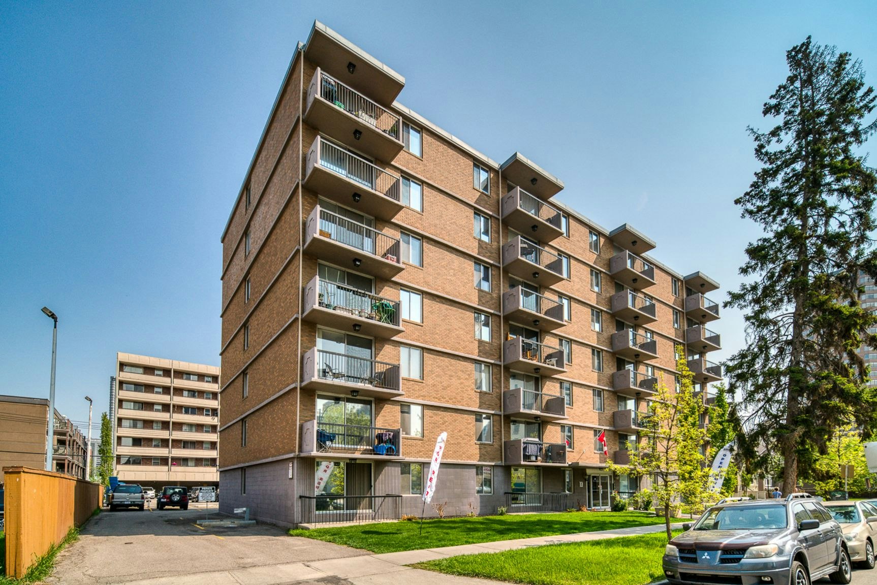824 13 Avenue Southwest, Calgary, AB, T2R 0L2 - 12