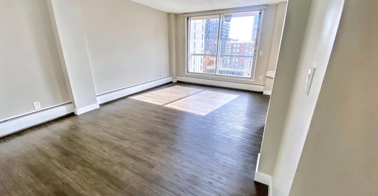 824 13 Avenue Southwest, Calgary, AB, T2R 0L2 - 6