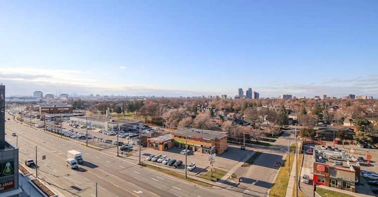 910-30 Samuel Woodway, Toronto, ON, M9B 0C9 - 4