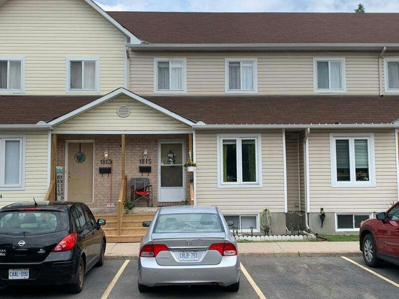 1815 Loranger Court, Ottawa, ON, K1C 7H7