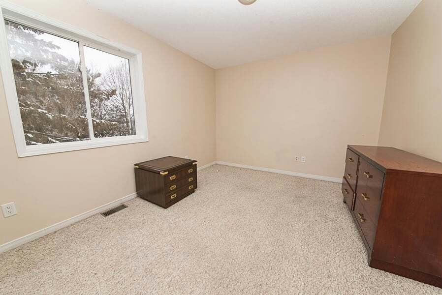 1815 Loranger Court, Ottawa, ON, K1C 7H7 - 9