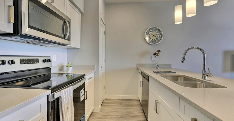 612-5111 Primrose Green Drive E, Regina, SK, S4V 3Y2 - 3