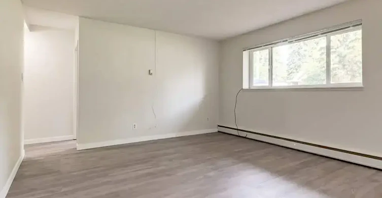 04-4815 46 Street, Red Deer, AB, T4N 1N1 - 9