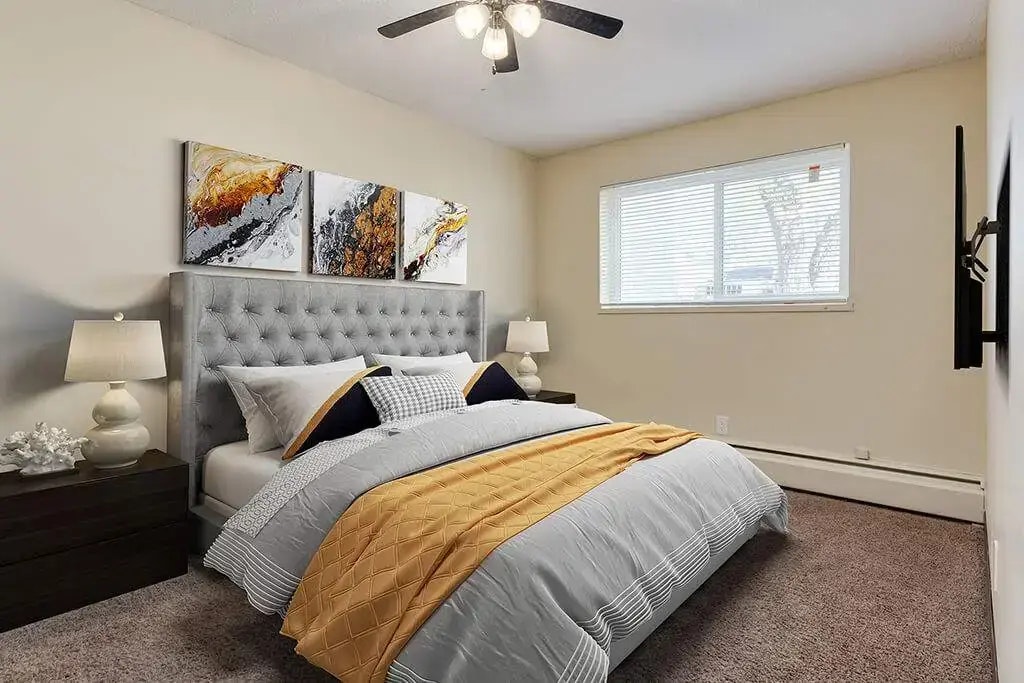 04-4821 46 Street, Red Deer, AB, T4N 1N1 - 3