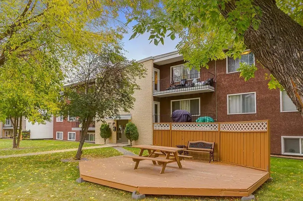 04-4821 46 Street, Red Deer, AB, T4N 1N1 - 6