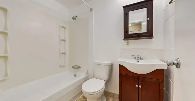 04-4821 46 Street, Red Deer, AB, T4N 1N1 - 5