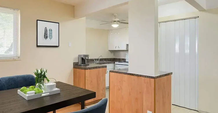 04-4821 46 Street, Red Deer, AB, T4N 1N1 - 2