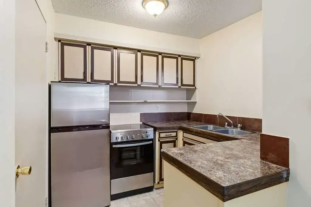 04-4514 48 Avenue, Red Deer, AB, T9N 1T1 - 7