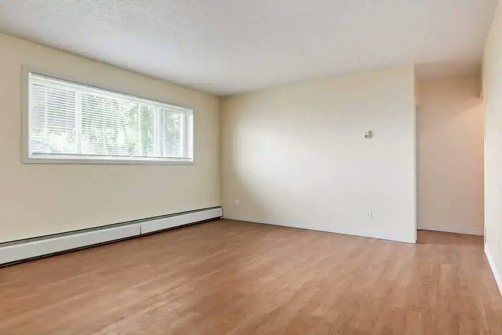 04-4514 48 Avenue, Red Deer, AB, T9N 1T1 - 10