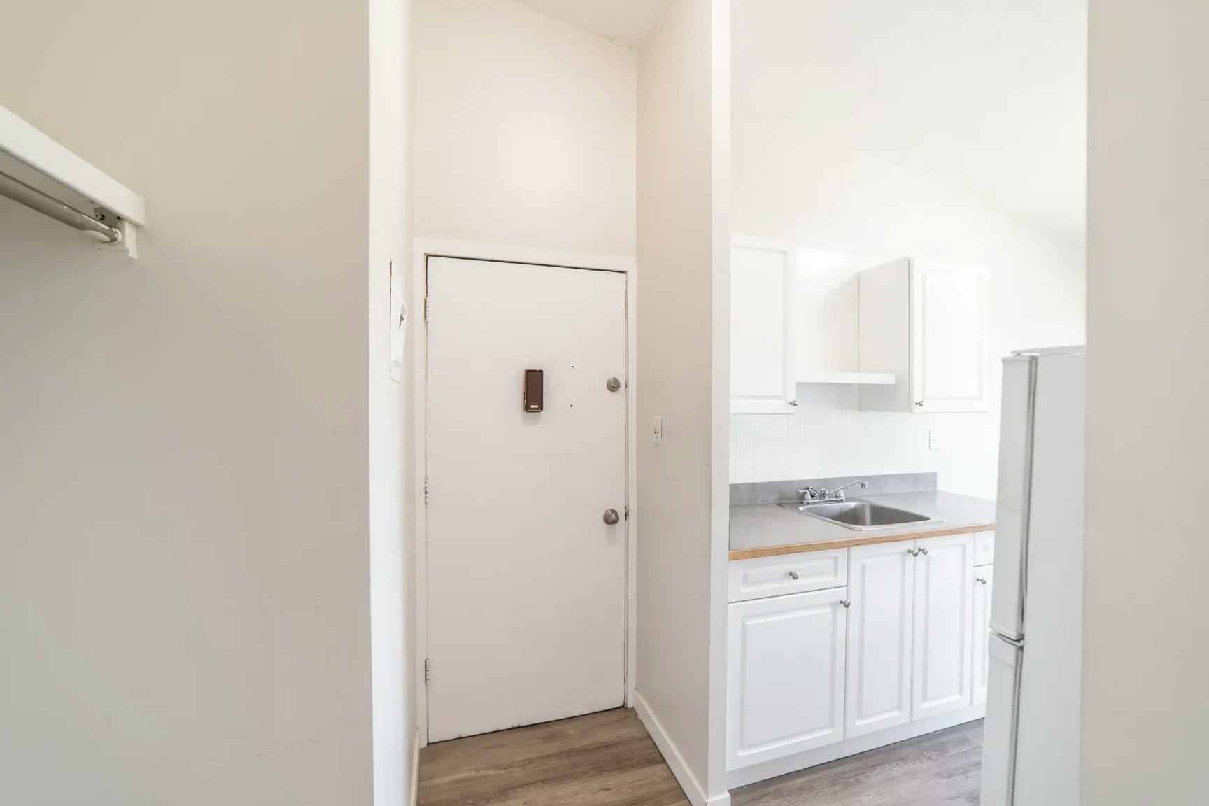 05-3901 50a Avenue, Red Deer, AB, T4N 4E5 5