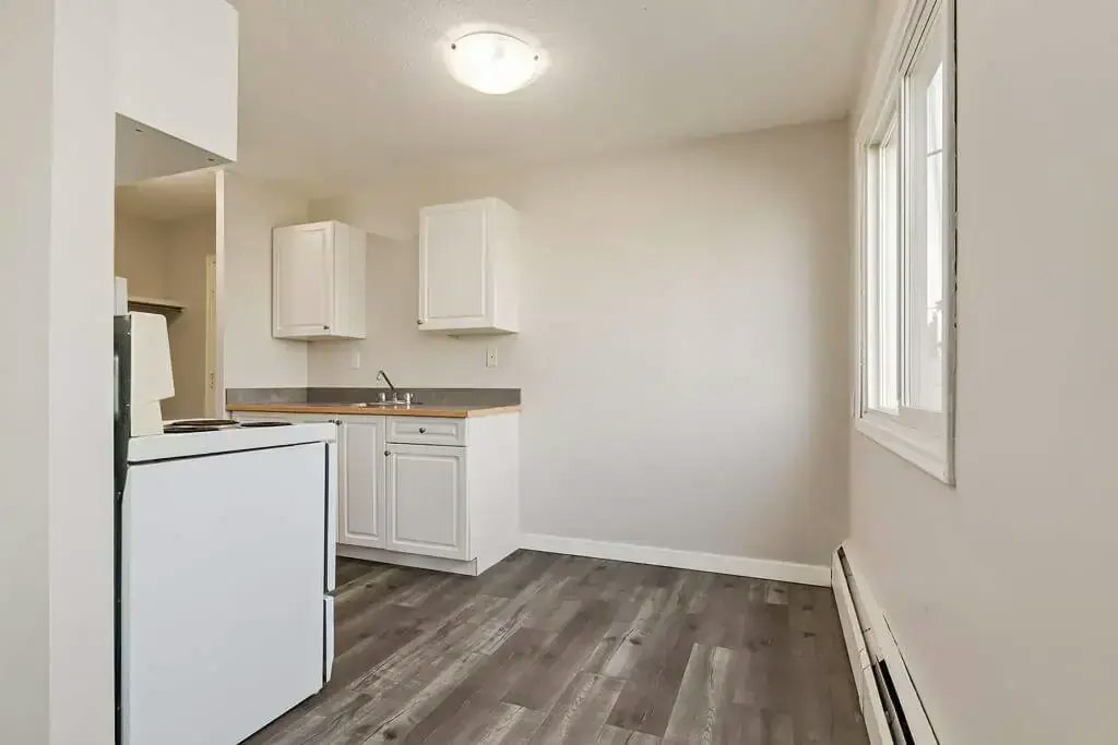 05-3901 50a Avenue, Red Deer, AB, T4N 4E5 - 8