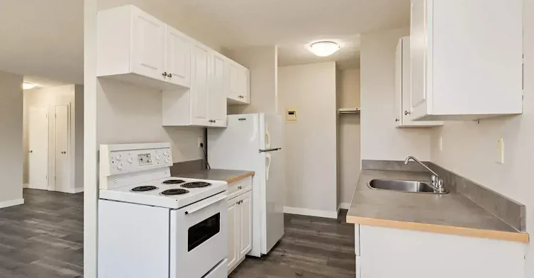 09-3901 50a Avenue, Red Deer, AB, T4N 4E5 - 10