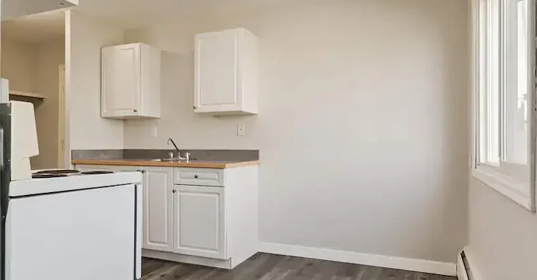 09-3901 50a Avenue, Red Deer, AB, T4N 4E5 - 8