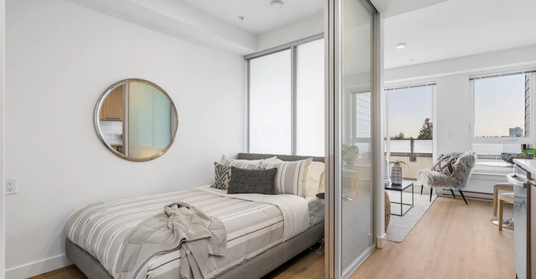 3833 Fraser Street, Vancouver, BC, V5V 4E3 - 6