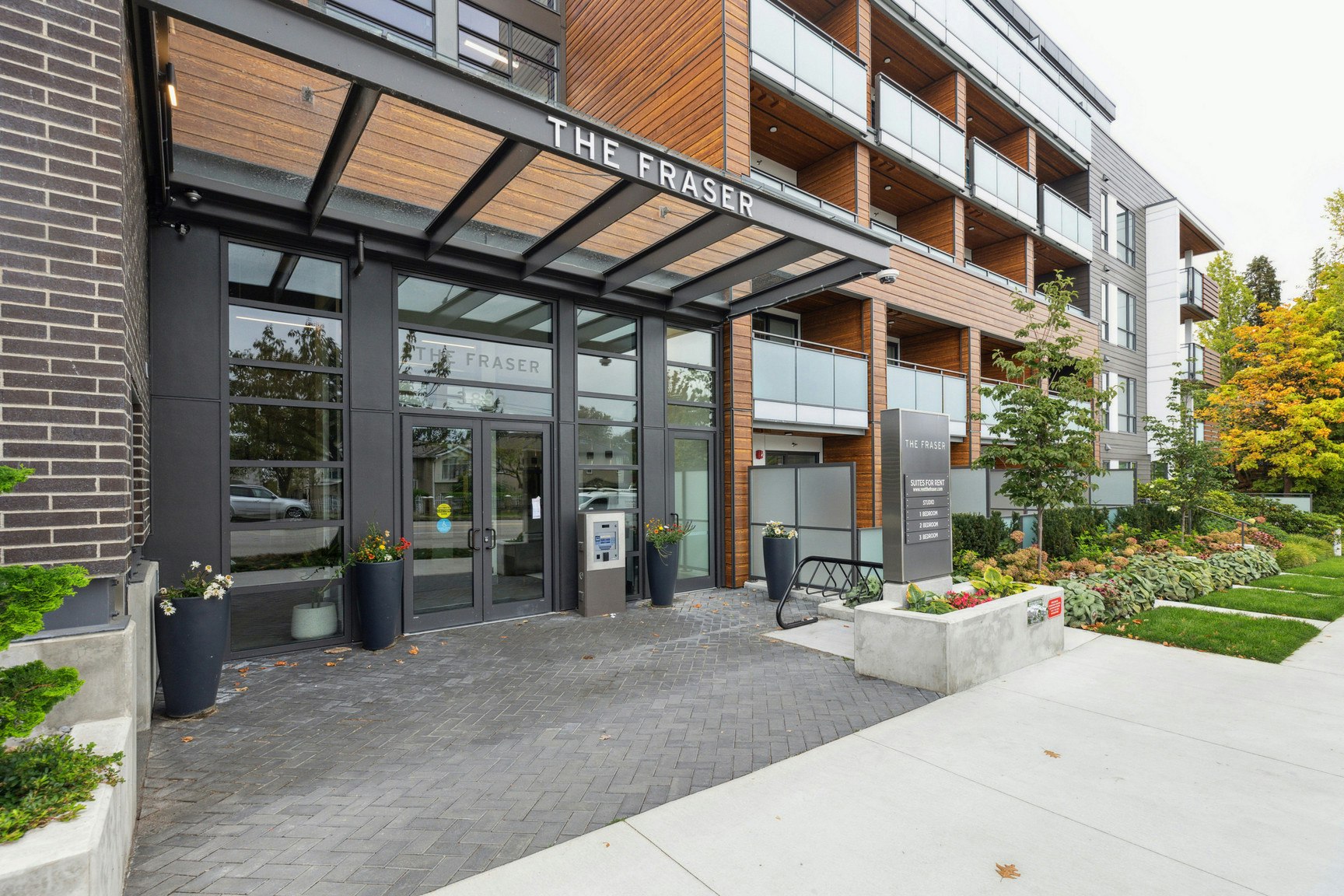 3833 Fraser Street, Vancouver, BC, V5V 4E3