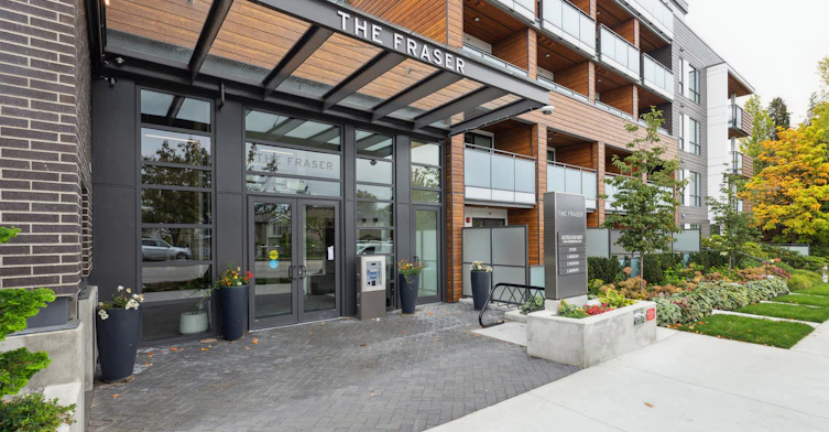 3833 Fraser Street, Vancouver, BC, V5V 4E3