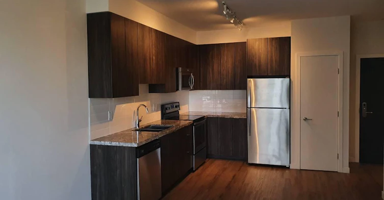 412-295 Francis Way, New Westminster, BC, V3L 0H7 - 3