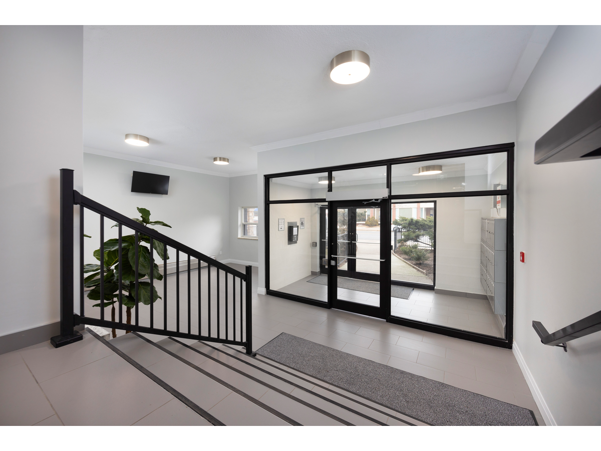 0503-190 Queen Street South, Mississauga, ON, L5M 1L3 - 8