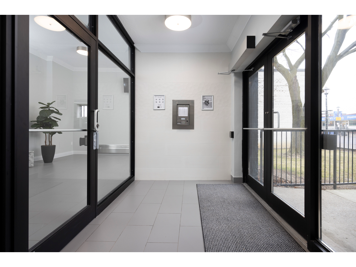 0503-190 Queen Street South, Mississauga, ON, L5M 1L3 - 13