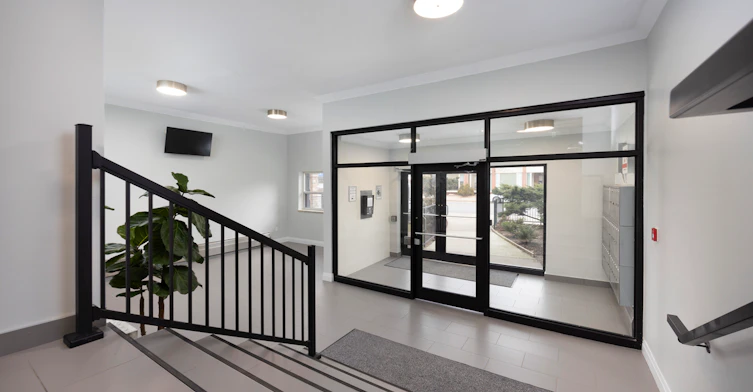 0606-190 Queen Street South, Mississauga, ON, L5M 1L3 - 8