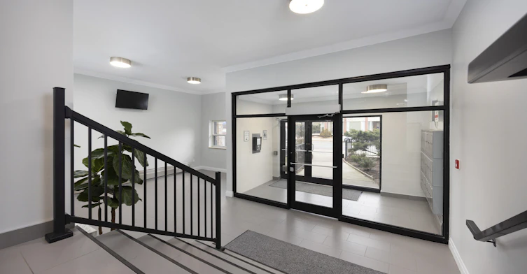 0606-190 Queen Street South, Mississauga, ON, L5M 1L3 - 12