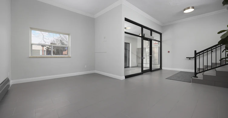 0102-190 Queen Street South, Mississauga, ON, L5M 1L3 - 19