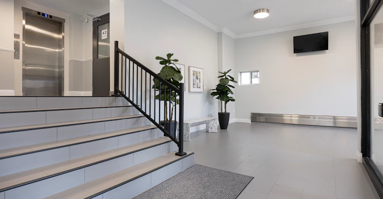 0102-190 Queen Street South, Mississauga, ON, L5M 1L3 - 9