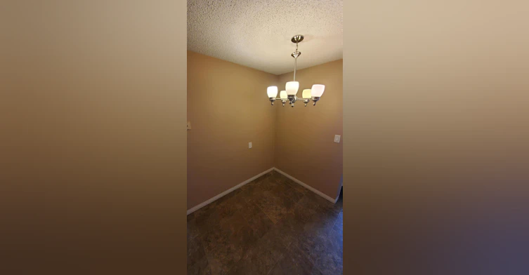 207 Thomson Avenue, Regina, SK, S4N 5L2 - 9