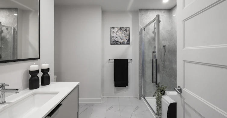 0206-815 Plymouth Avenue, Mont-Royal, QC, H4P 0C6 - 10