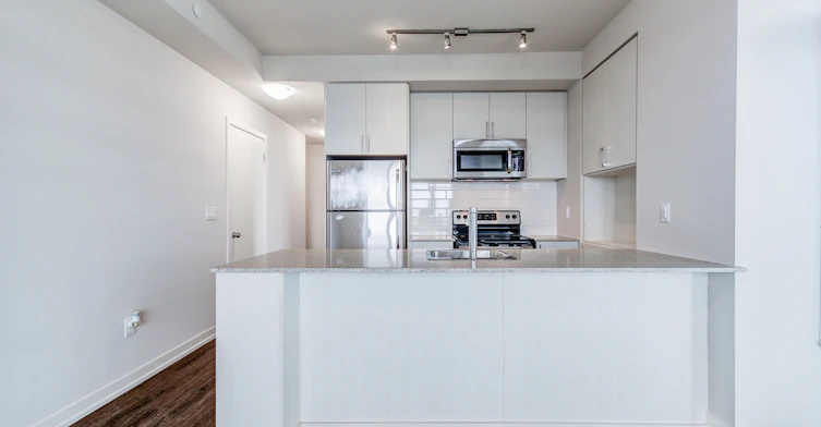 1810-2550 Eglinton Avenue W, Mississauga, ON, L5M 0Y2 - 4