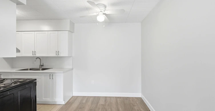 100 Mcfarlane Avenue, Chatham-Kent, ON, N7L 2K4 - 17