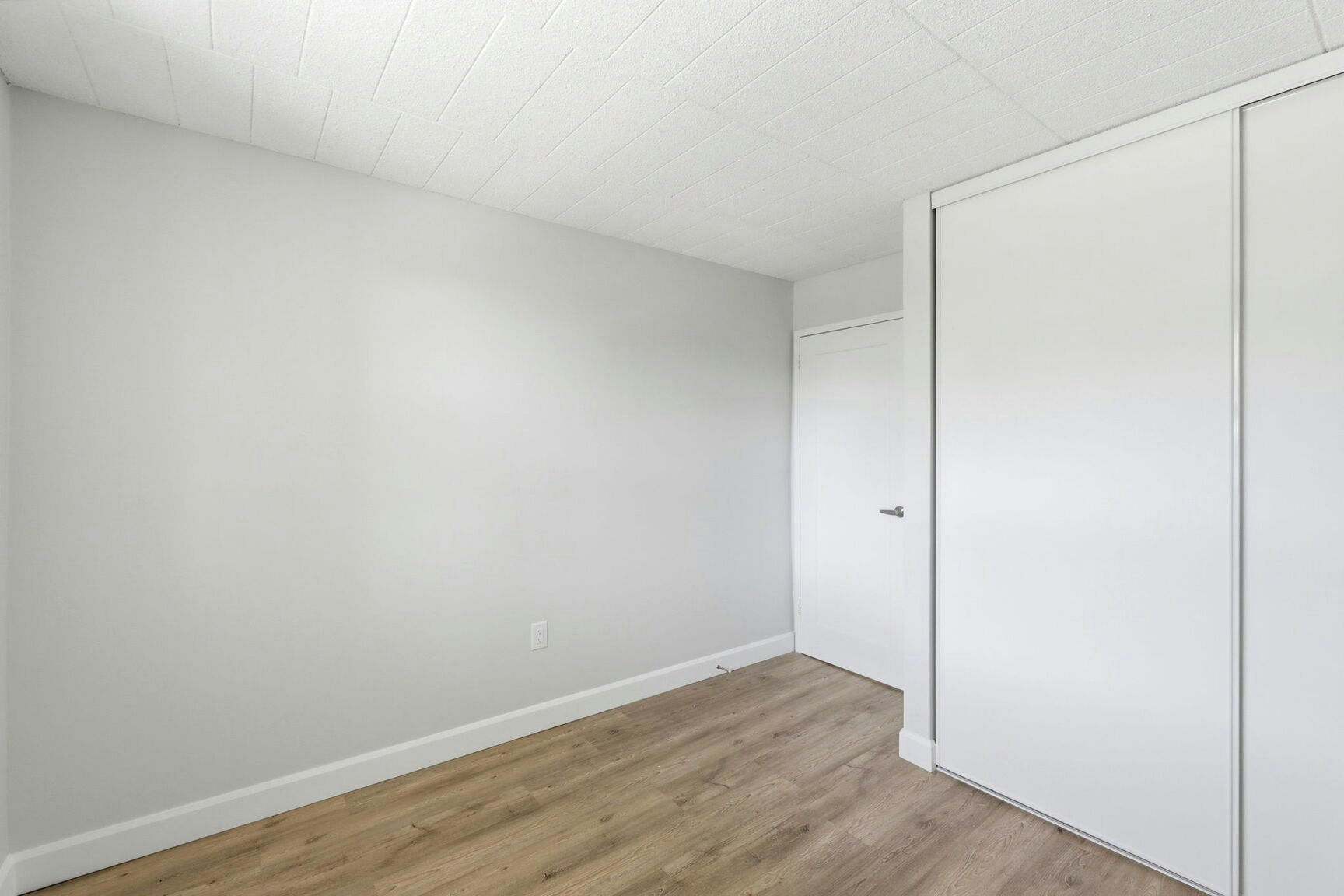 100 Mcfarlane Avenue, Chatham-Kent, ON, N7L 2K4 - 19
