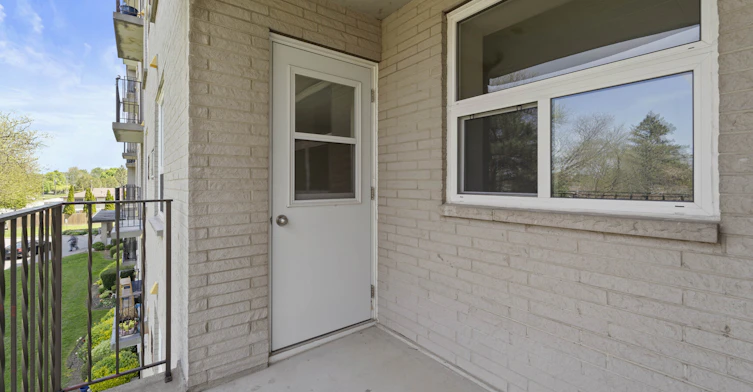 100 Mcfarlane Avenue, Chatham-Kent, ON, N7L 2K4 - 10