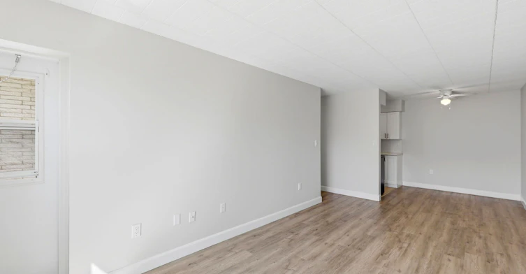 100 Mcfarlane Avenue, Chatham-Kent, ON, N7L 2K4 - 10