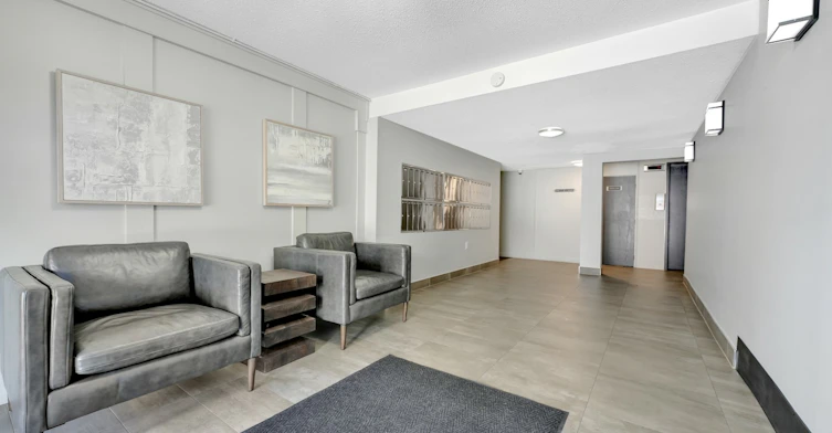 0207-465 Niagara Street, Victoria, BC, V8V 1G9 - 4
