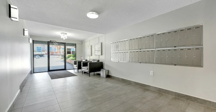 0303-465 Niagara Street, Victoria, BC, V8V 1G9 - 6