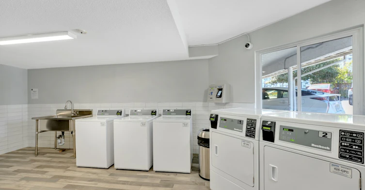 0401-465 Niagara Street, Victoria, BC, V8V 1G9 - 7