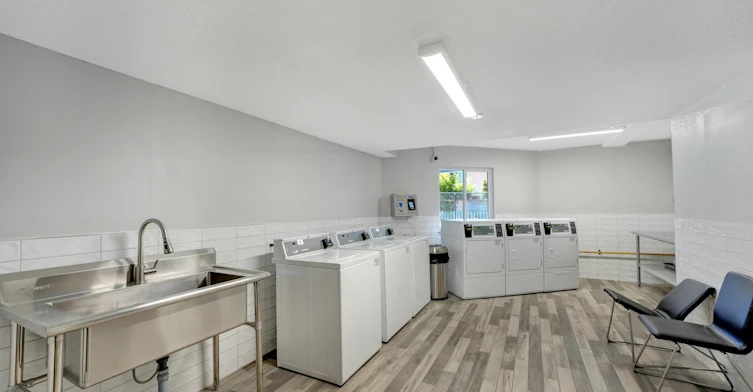 0401-465 Niagara Street, Victoria, BC, V8V 1G9 - 6