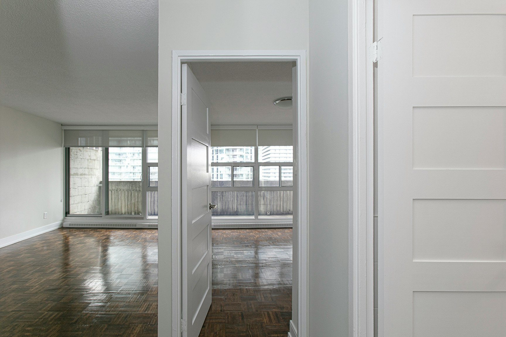 33 Isabella Street East, Toronto, ON, M4Y 2P7 - 3