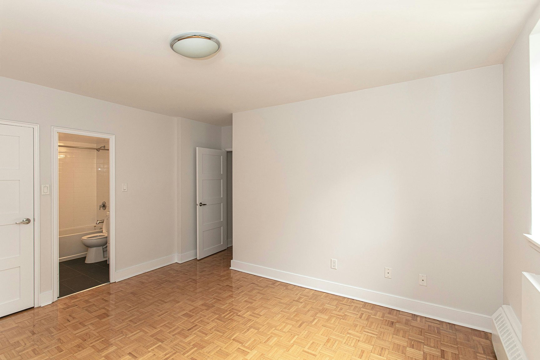 10 Shallmar Boulevard, Toronto, ON, M5N 1J4 - 7