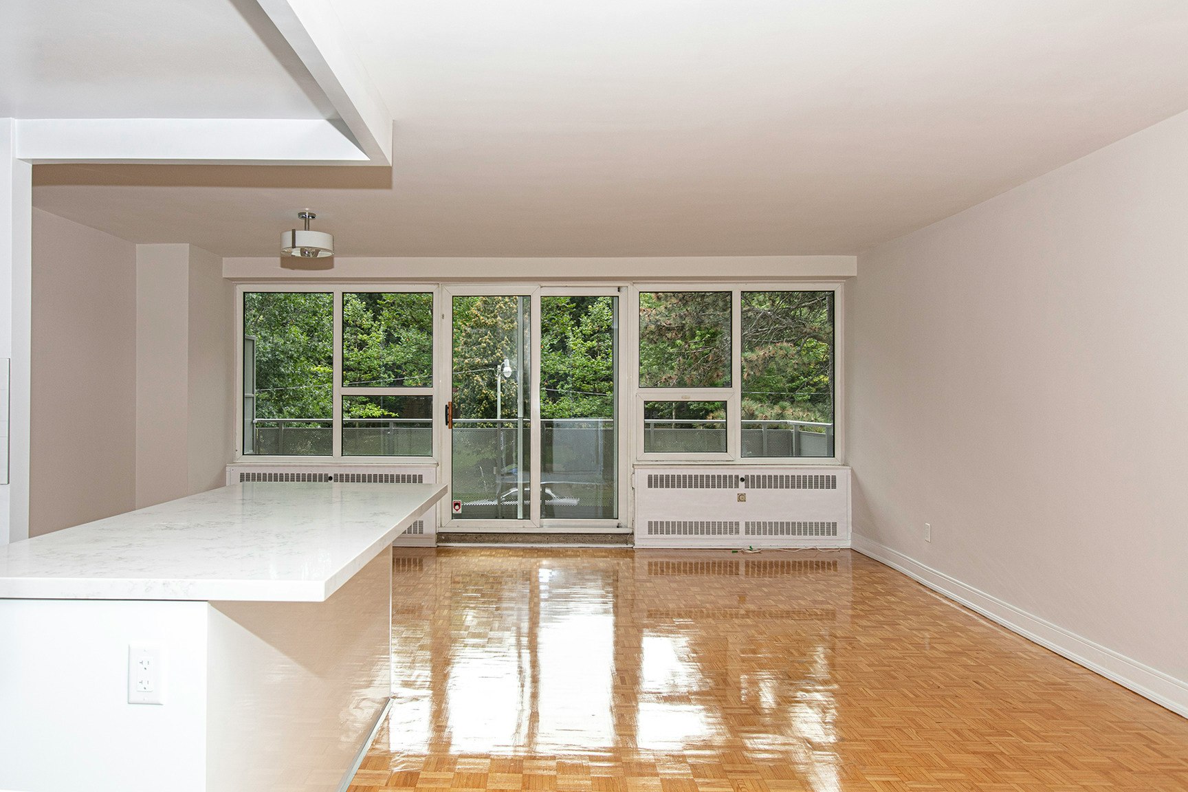10 Shallmar Boulevard, Toronto, ON, M5N 1J4 - 6