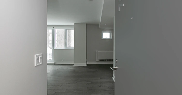 11 Walmer Road, Toronto, ON, M5R 2W9 - 4
