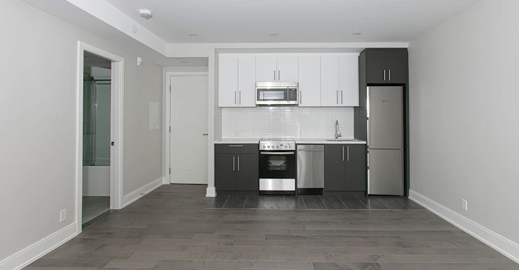 11 Walmer Road, Toronto, ON, M5R 2W9 - 5