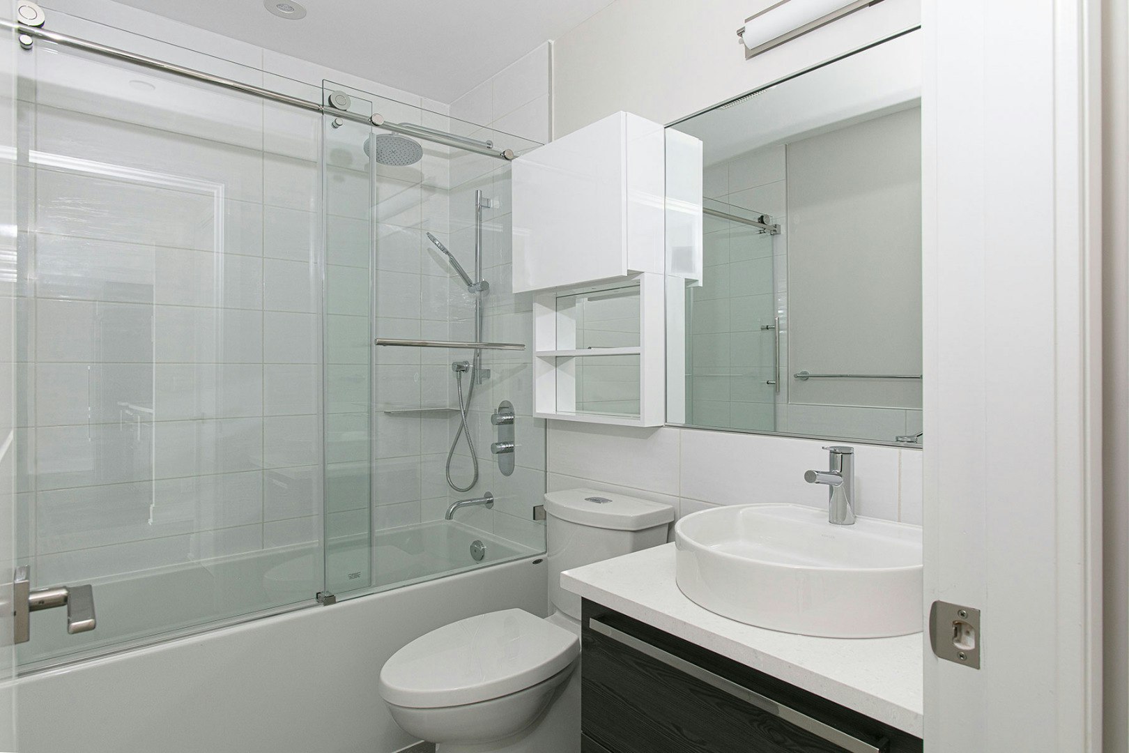 11 Walmer Road, Toronto, ON, M5R 2W9 - 6