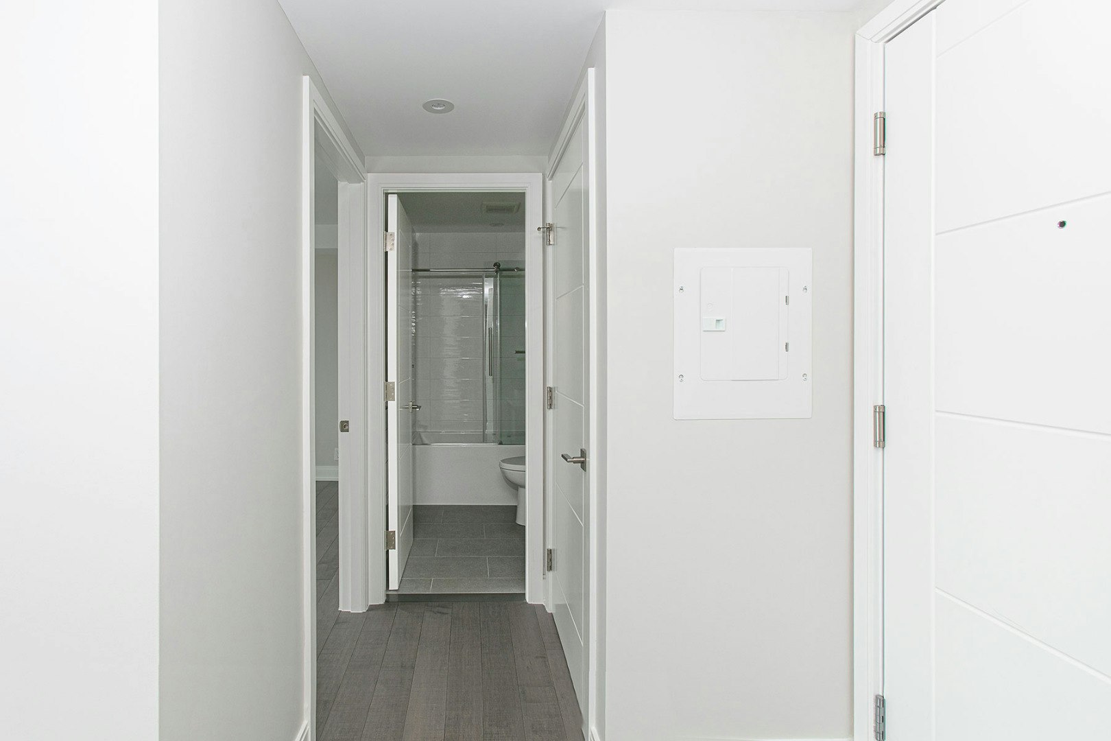11 Walmer Road, Toronto, ON, M5R 2W9 - 11