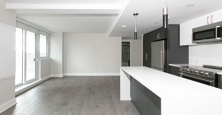 11 Walmer Road, Toronto, ON, M5R 2W9